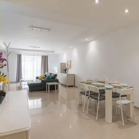 Beautiful 3 -bed In St.julians Apartment Saint Julian's