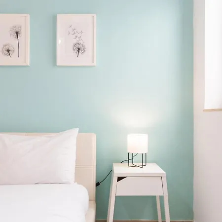 Beautiful 3 -bed In St.julians *